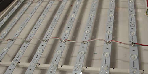 嘉實多燈箱;門頭貼膜燈箱;日合燈箱制作